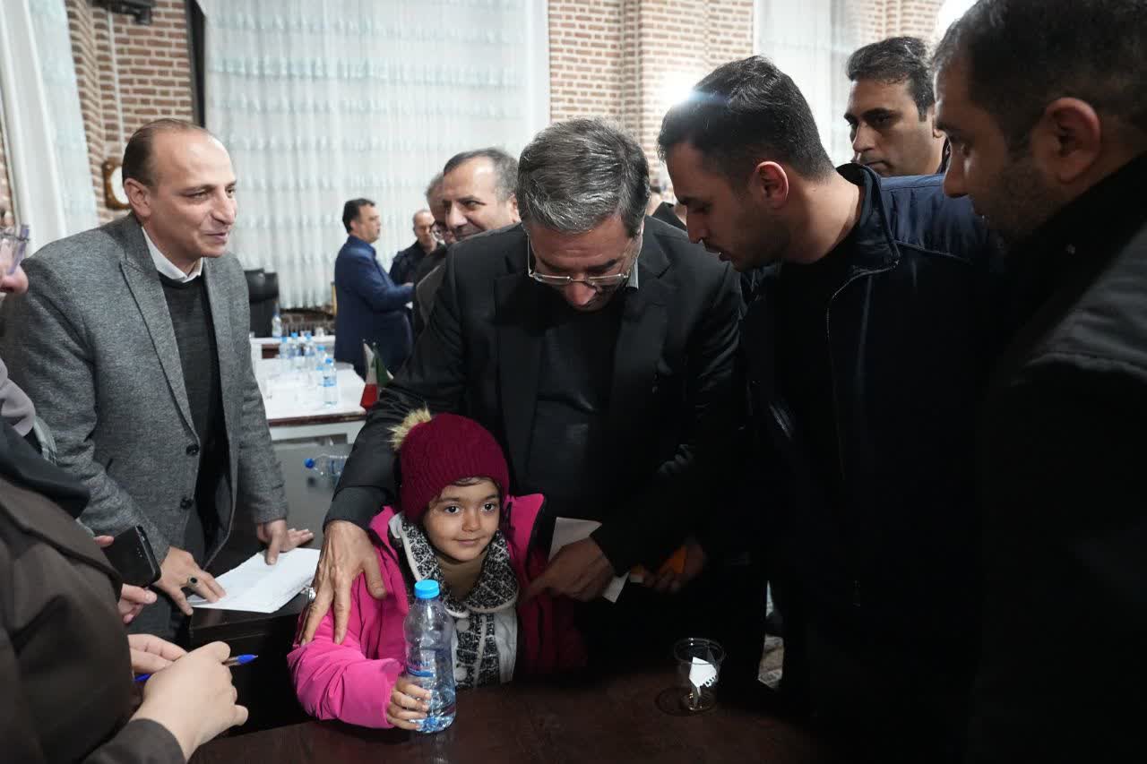 دیدار مردمی و محله‌محور استاندار آذربایجان‌غربی با اهالی محله الواج ارومیه + تصاویر