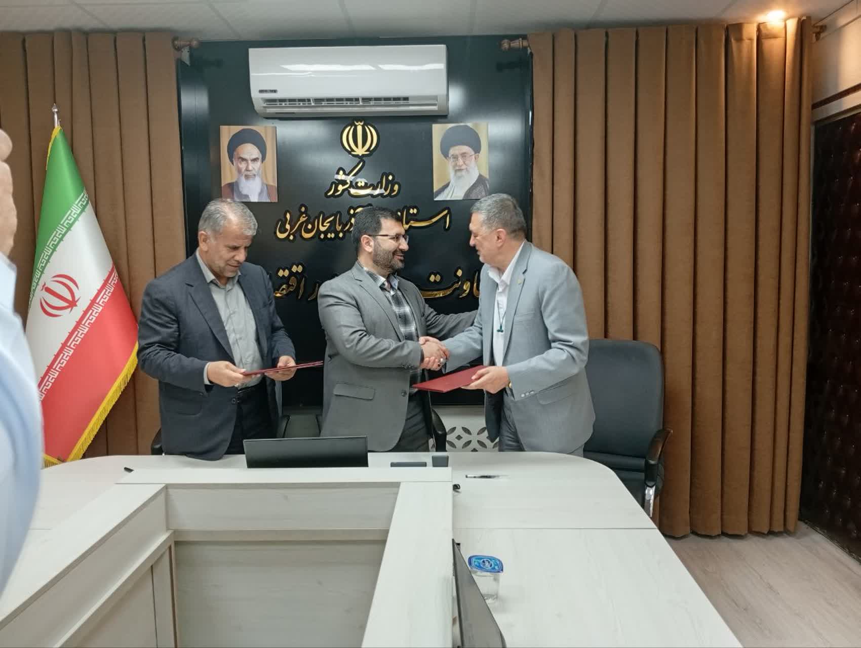 تحولی بنیادین در آموزش مهارتی آذربایجانغربی با امضای تفاهمنامه تأسیس چندین هنرستان جوار صنعت