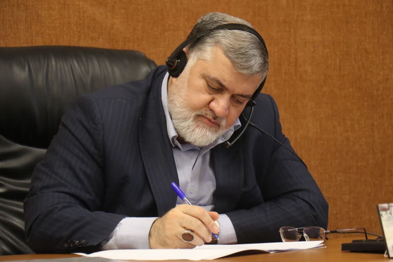 تداوم حضور استاندار آذربایجانغربی در سامانه تلفنی 111 سامد + تصاویر