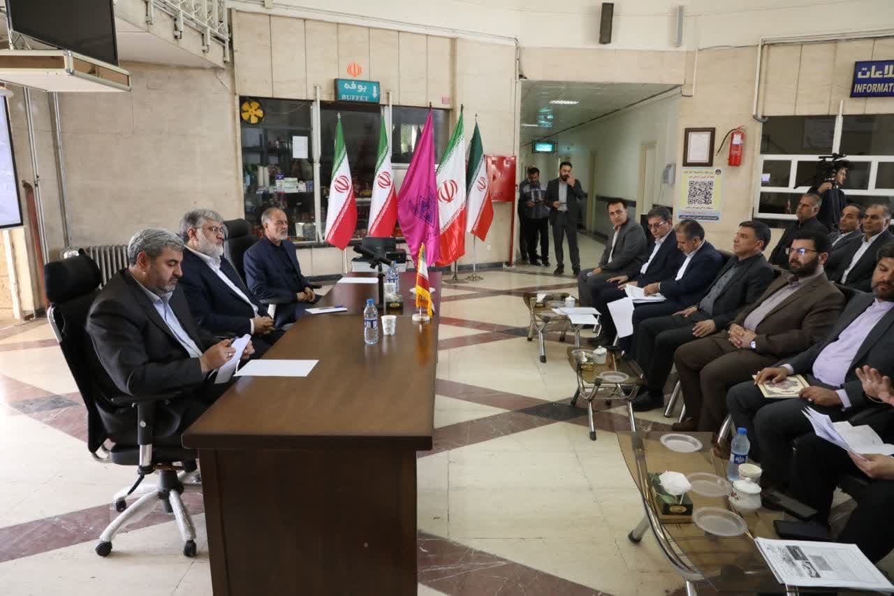 آلبوم تصویری / برگزاری جلسه بررسی مسائل و مشکلات راه آهن سلماس