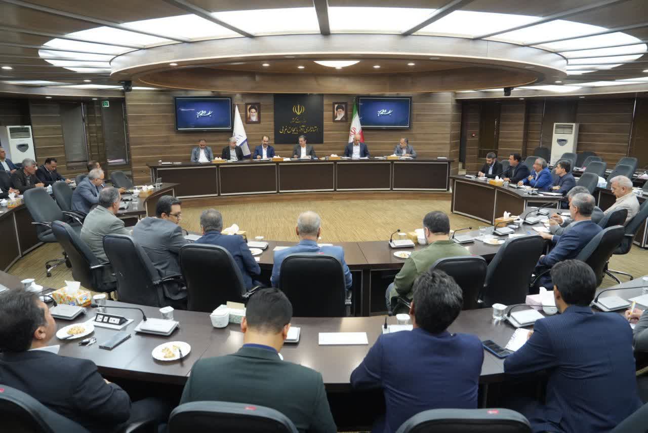 برگزاری جلسه بررسی موقعیت تجاری و لجستیکی آذربایجانغربی + تصاویر