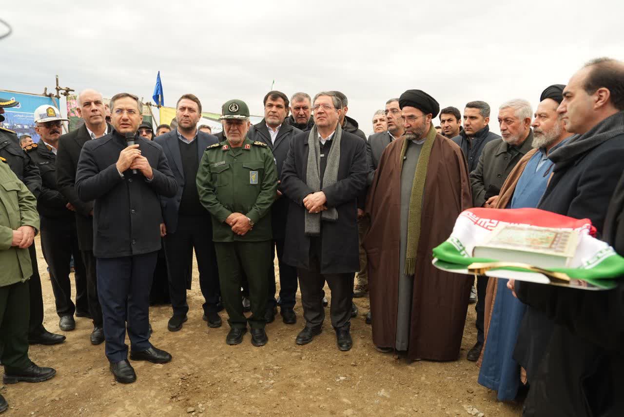 برگزاری آیین آغاز عملیات اجرایی احیای بزرگترین معدن تیتانیوم منطقه + تصاویر