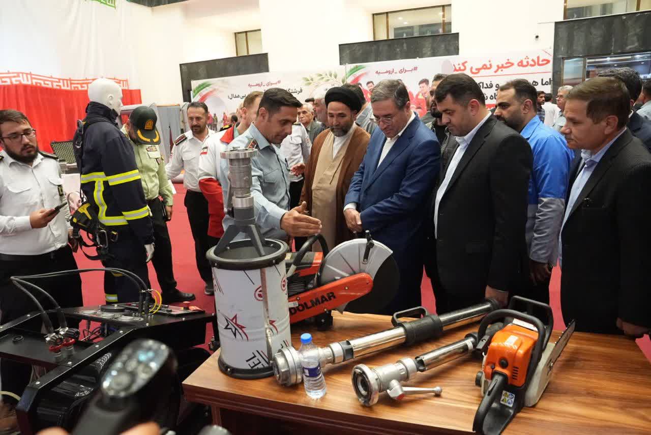 آتشنشانان ارومیه، قهرمانان بیادعای ایمنی و ایثار + تصاویر