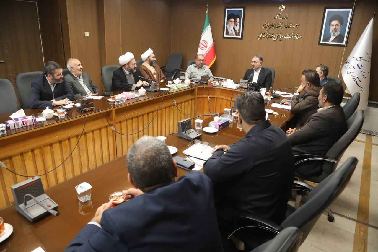 آذربایجانغربی میزبان مراسم ملی تجلیل از پیرغلامان و خادمان حسینی (ع) در آبانماه