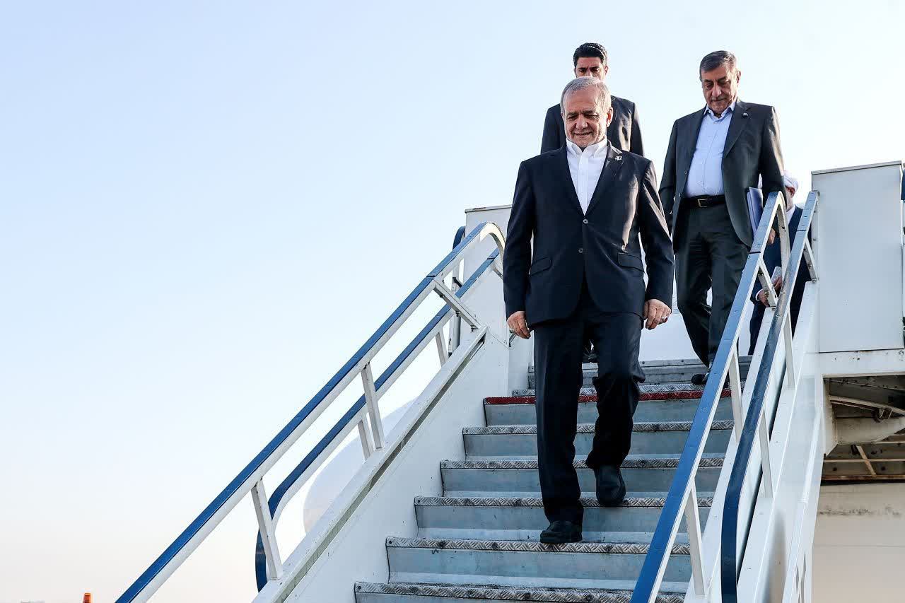 رئیسجمهور پزشکیان وارد آذربایجانغربی شد