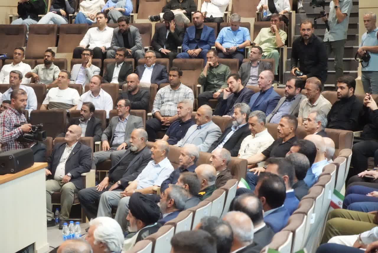 آلبوم تصویری / برگزاری آیین تجلیل از قهرمانان جهانی و آسیایی آذربایجانغربی