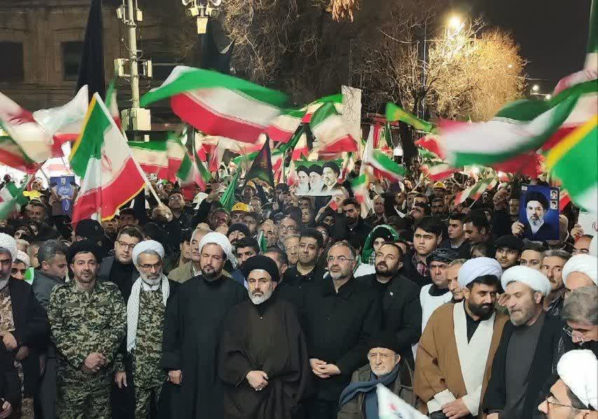 تداوم تجمعات شبانه مردم ارومیه + تصاویر