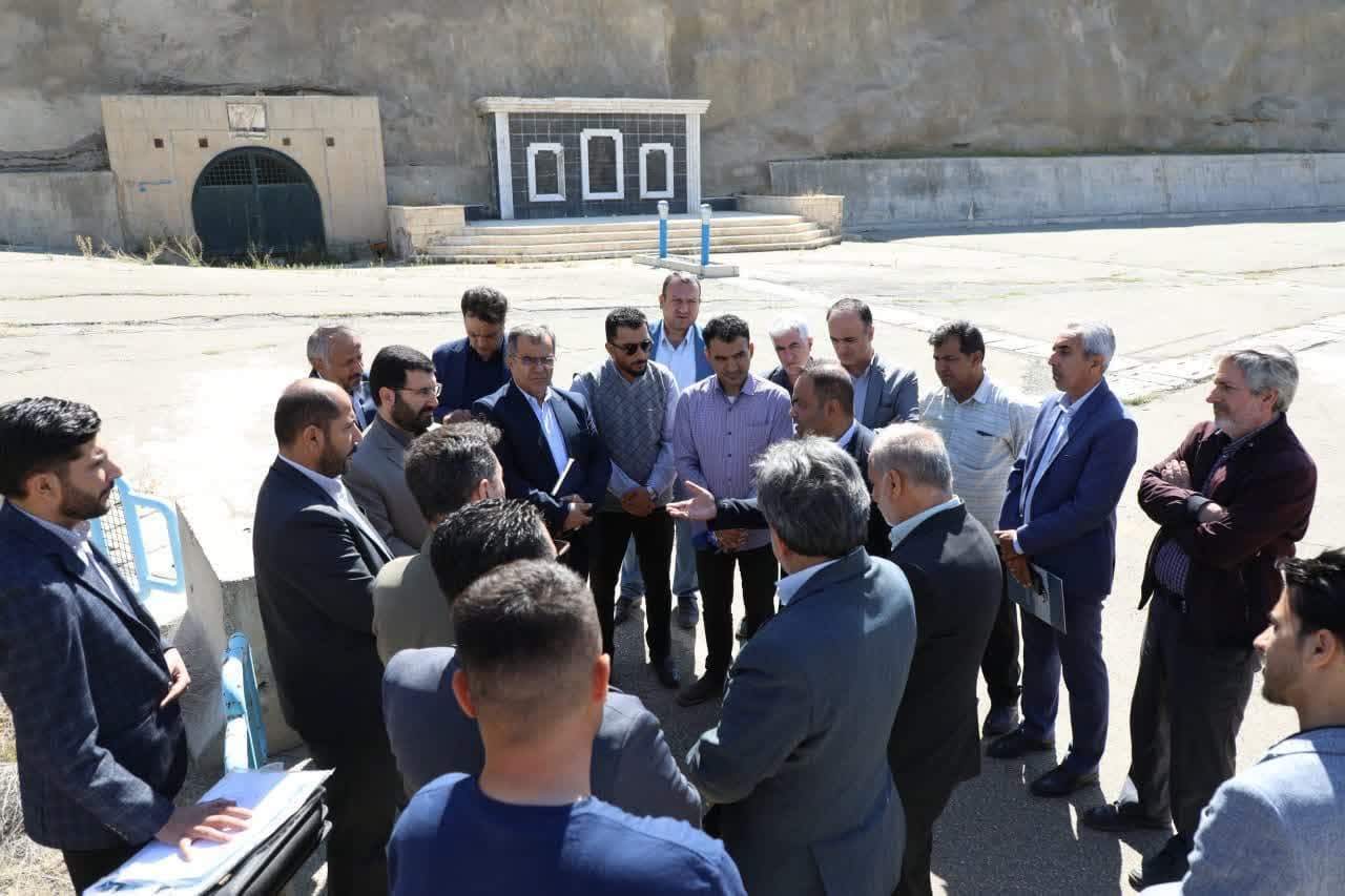 بازدید معاون هماهنگی امور اقتصادی استاندار آذربایجان غربی از دو واحد تولیدی و صنعتی در ارومیه + تصاویر