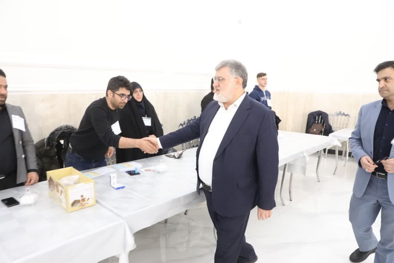 آلبوم تصویری / بازدید استاندار آذربایجانغربی از شعب اخذ رای در ارومیه