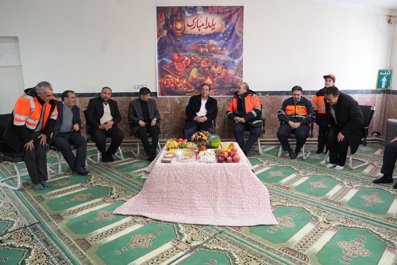 جشن شب یلدای استاندار آذربایجان‌غربی با راهداران + تصاویر