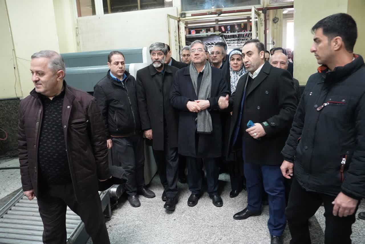 بازدید استاندار آذربایجان‌غربی از سالن مسافری، محوطه گمرک و پایانه مرزی بازرگان + تصاویر