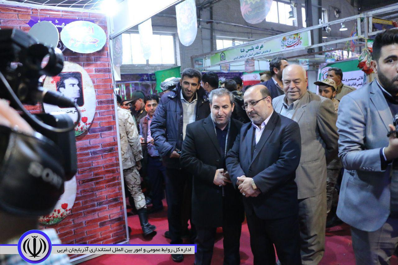 افتتاح نمایشگاه دستاوردهای چهل ساله انقلاب اسلامی + آلبوم تصویری