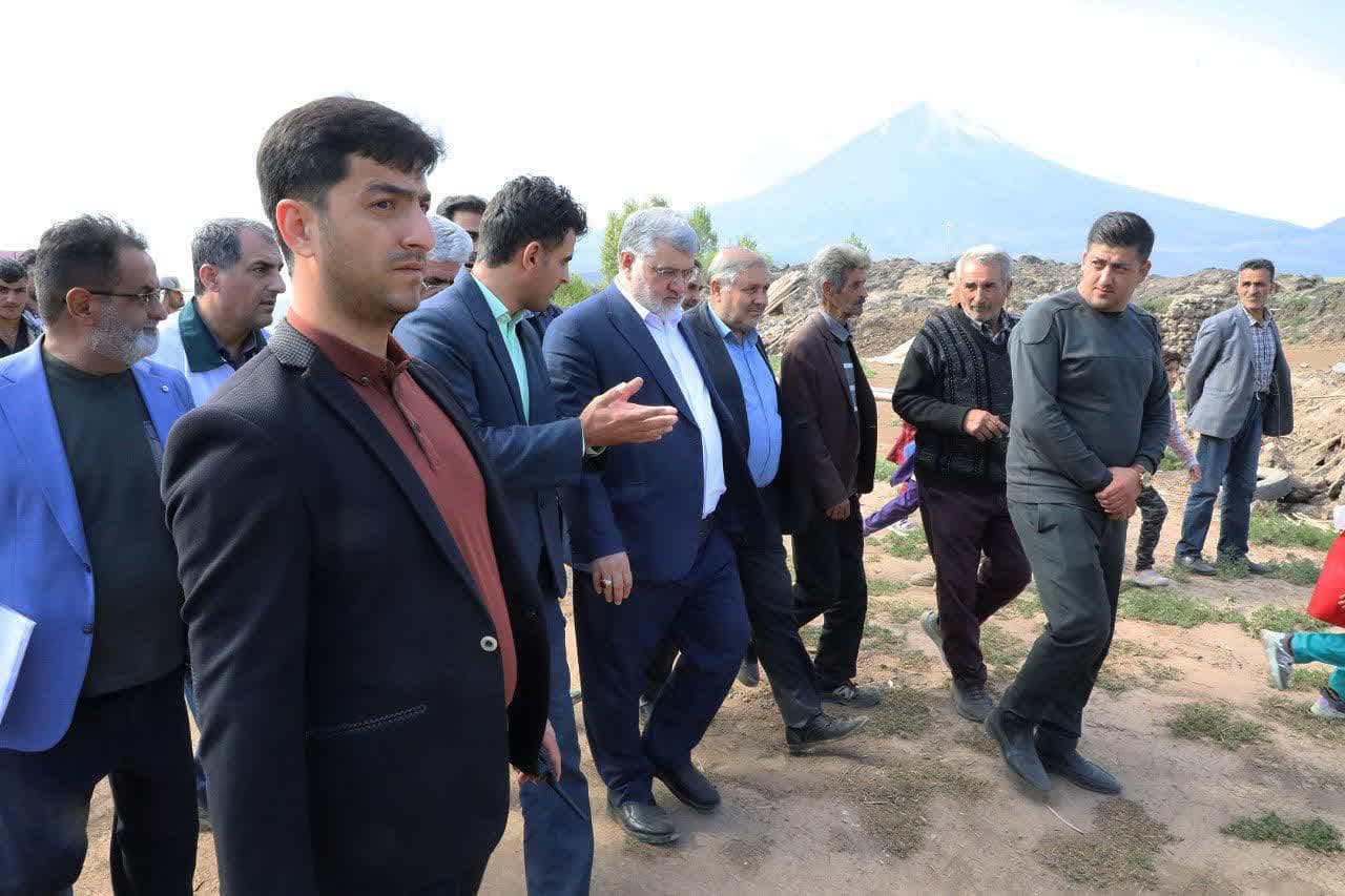 آلبوم تصویری / حضور استاندار آذربایجانغربی در جمع مردم روستای مرزی سوریک ماکو