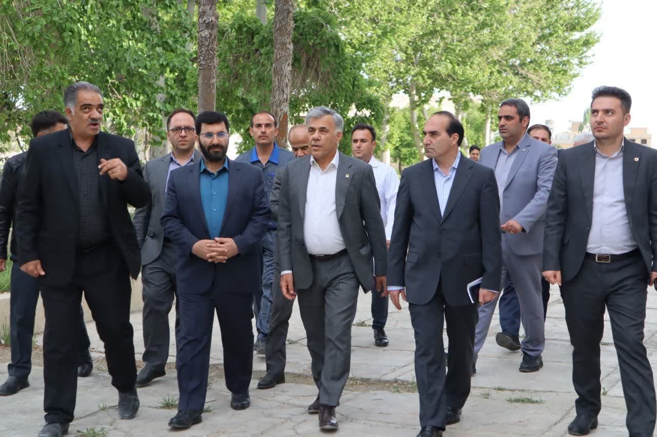 بازدید معاون وزیر صمت و رئیس سازمان زمینشناسی و اکتشافات معدنی کشور از شرکت گچ و آهک ارومیه