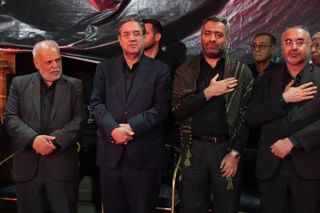 برگزاری آیین معنوی عزاداری شب عاشورای حسینی توسط موکب هیئت الحسین (ع) ارومیه + تصاویر