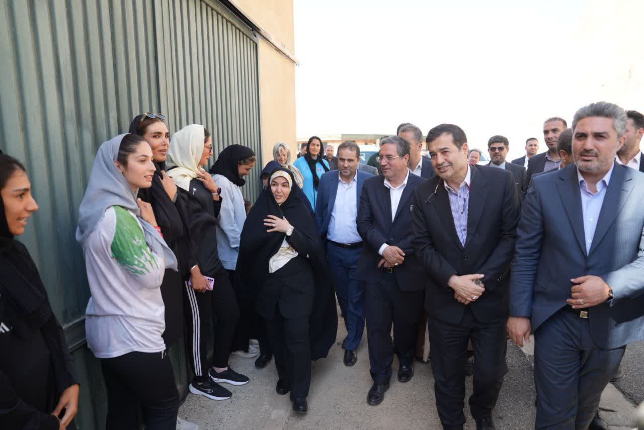 بازدید وزیر ورزش و جوانان از اردوی تیم ملی روئینگ بانوان در ارومیه + تصاویر