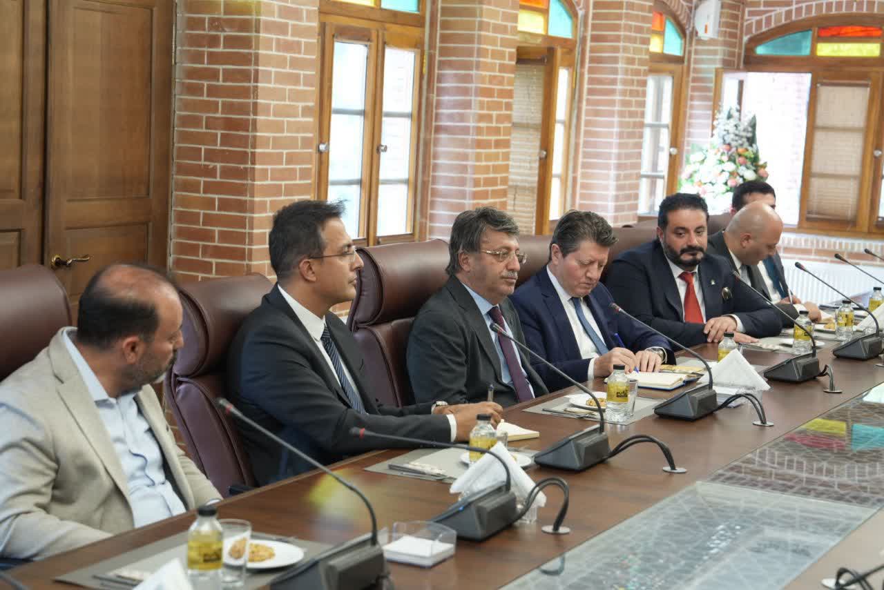 آلبوم تصویری / دیدار رئیس گروه دوستی پارلمانی ترکیه و ایران با استاندار آذربایجانغربی