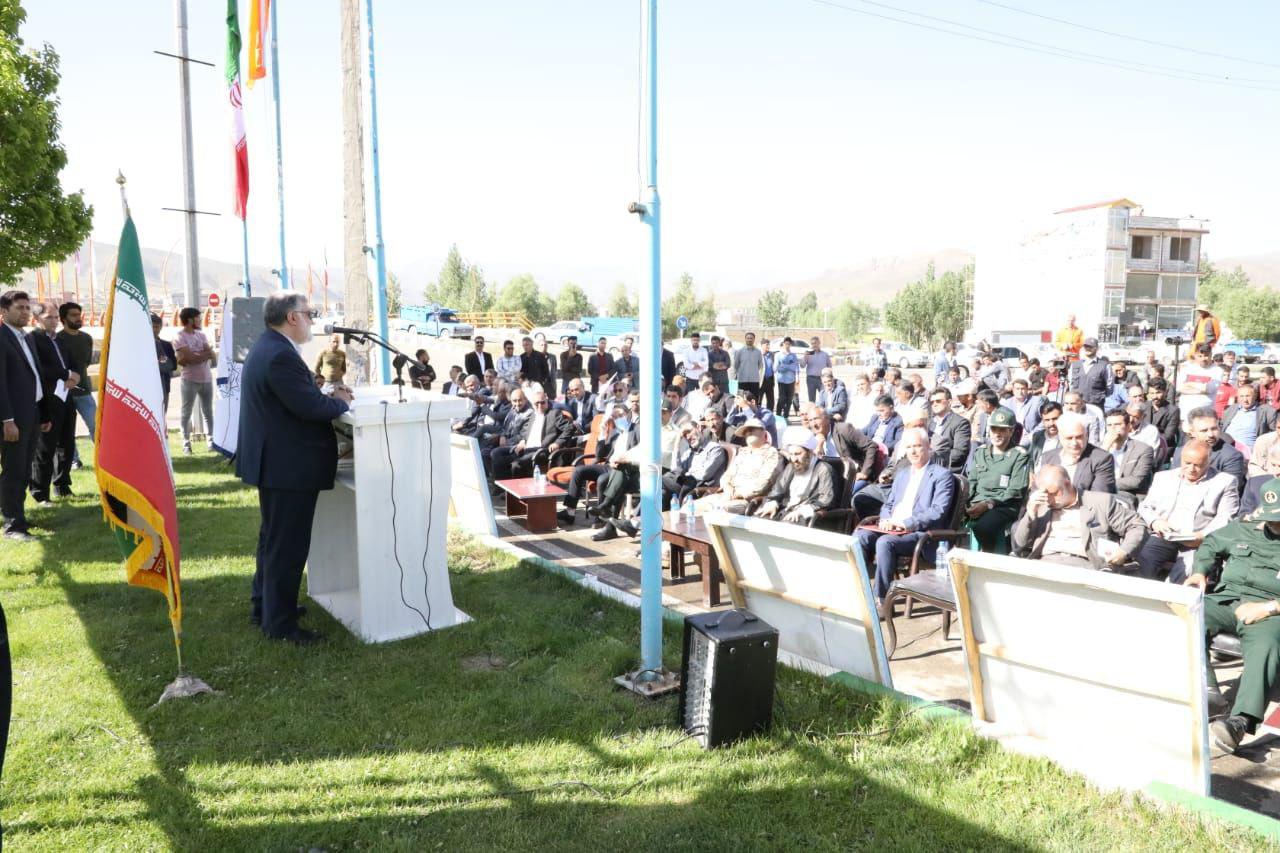 آلبوم تصویری / بازدید استاندار آذربایجانغربی از شهر قطور و روستا و پایانه مرزی رازی