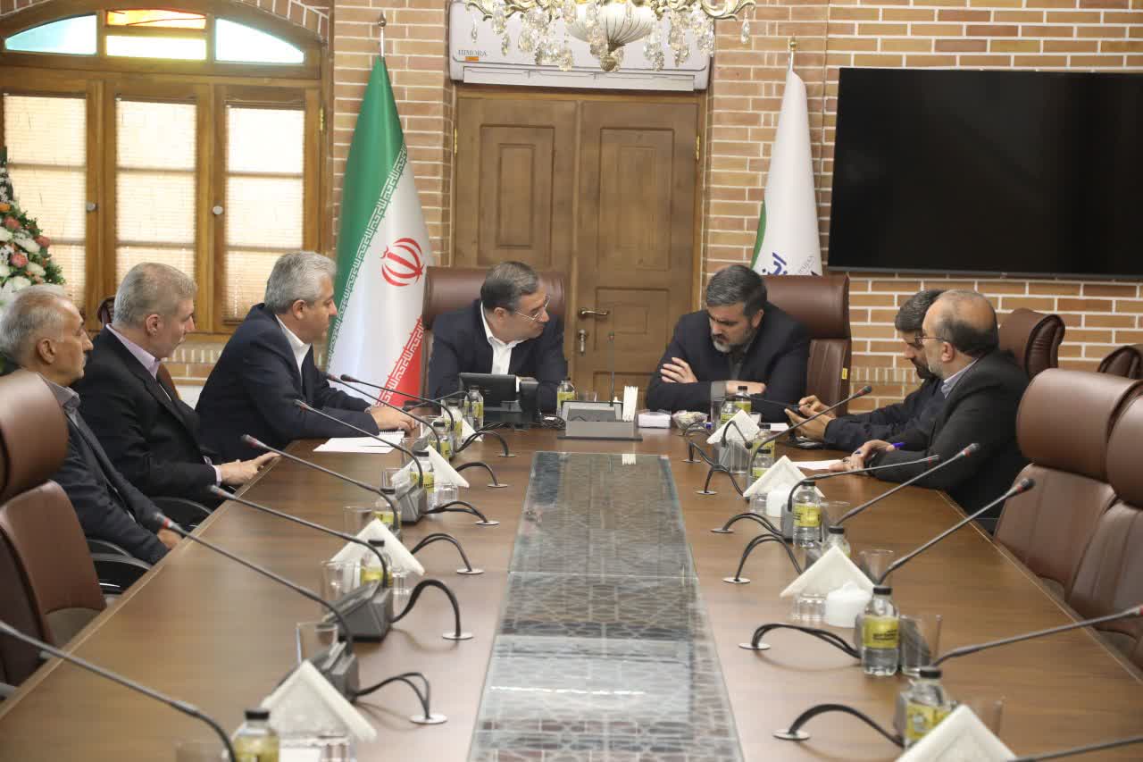 تعلل در تکمیل راه‌های شریانی مرزی آذربایجان‌غربی پذیرفتنی نیست