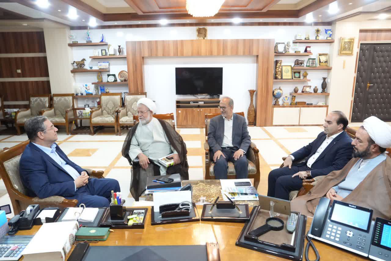 دیدار مشاور عالی نماینده ولی فقیه و رئیس شورای هماهنگی تبلیغات اسلامی کشور با استاندار آذربایجانغربی + تصاویر