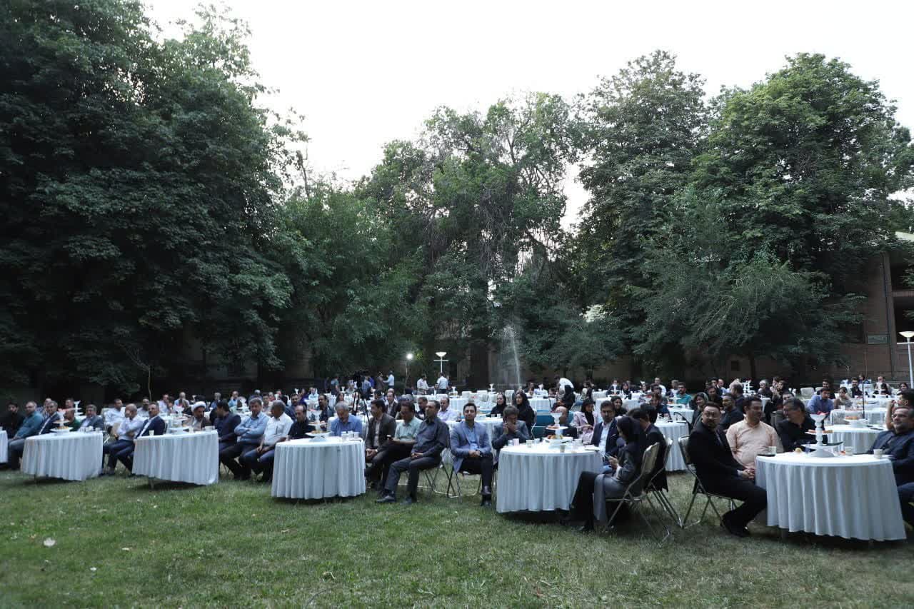 رفع چالشهای اقتصادی آذربایجانغربی با رویکرد دانشبنیان در پردیس علم و فناوری دانشگاه ارومیه