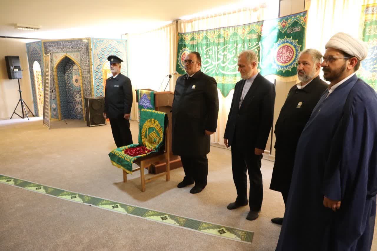 آلبوم تصویری / حضور خادمین حرم مطهر حضرت امام رضا (علیه السلام ) در جمع همکاران استانداری آذربایجانغربی