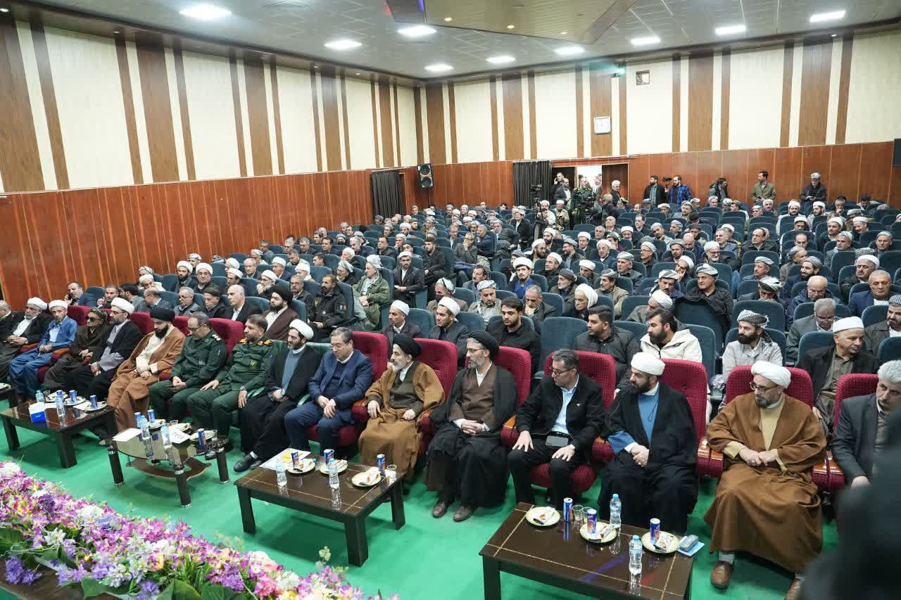 برگزاری همایش پرچم‌داران دین و اندیشه در مهاباد + تصاویر