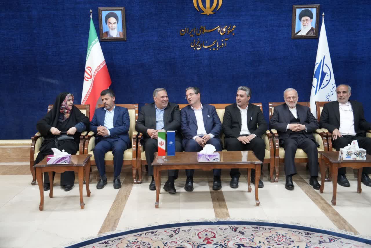 اعضای کمیسیون اقتصادی مجلس وارد ارومیه شدند + تصاویر