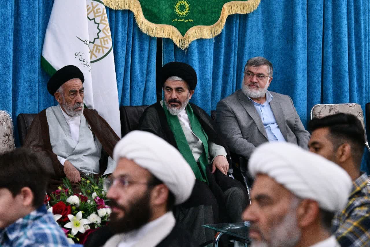 آلبوم تصویری / حضور استاندار آذربایجانغربی در جشن بزرگ غدیر خم در مصلی امام خمینی (ره ) ارومیه