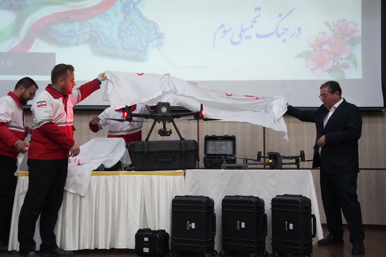 آلبوم تصویری / برگزاری مراسم تجلیل از رشادت‌های امدادگران جمعیت هلال احمر آذربایجان‌غربی