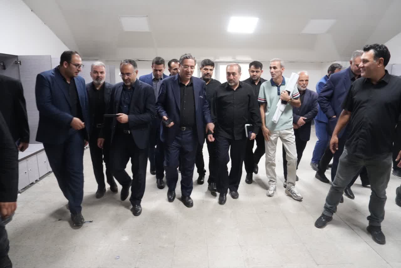 بازدید استاندار آذربایجانغربی از ورزشگاه 15 هزار نفری شهید باکری ارومیه + تصاویر