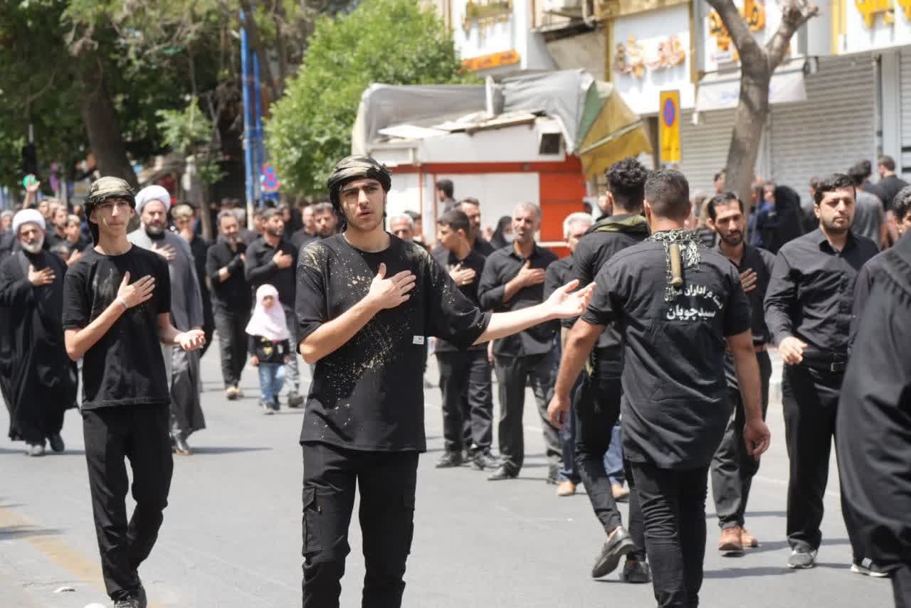 آلبوم تصویری / برگزاری آیین عزاداری عاشورای حسینی در ارومیه