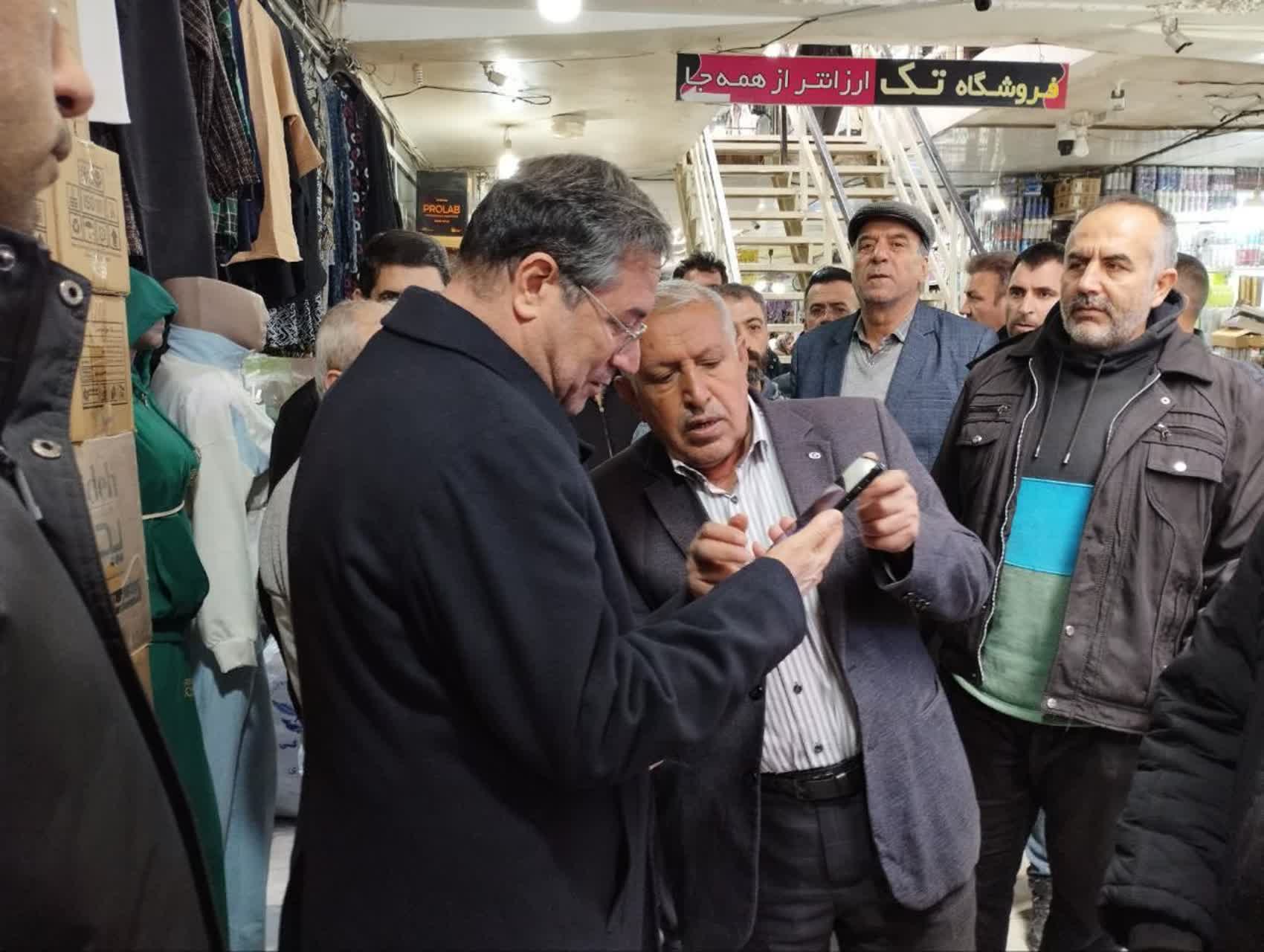 بازدید استاندار آذربایجان‌غربی از بازار ارومیه + تصاویر