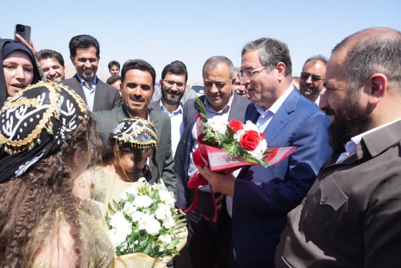 آغاز عملیات اجرایی پروژه 36 هزار تنی تولید و فرآوری انواع کنسانتره و پوره میوه در پیرانشهر + تصاویر