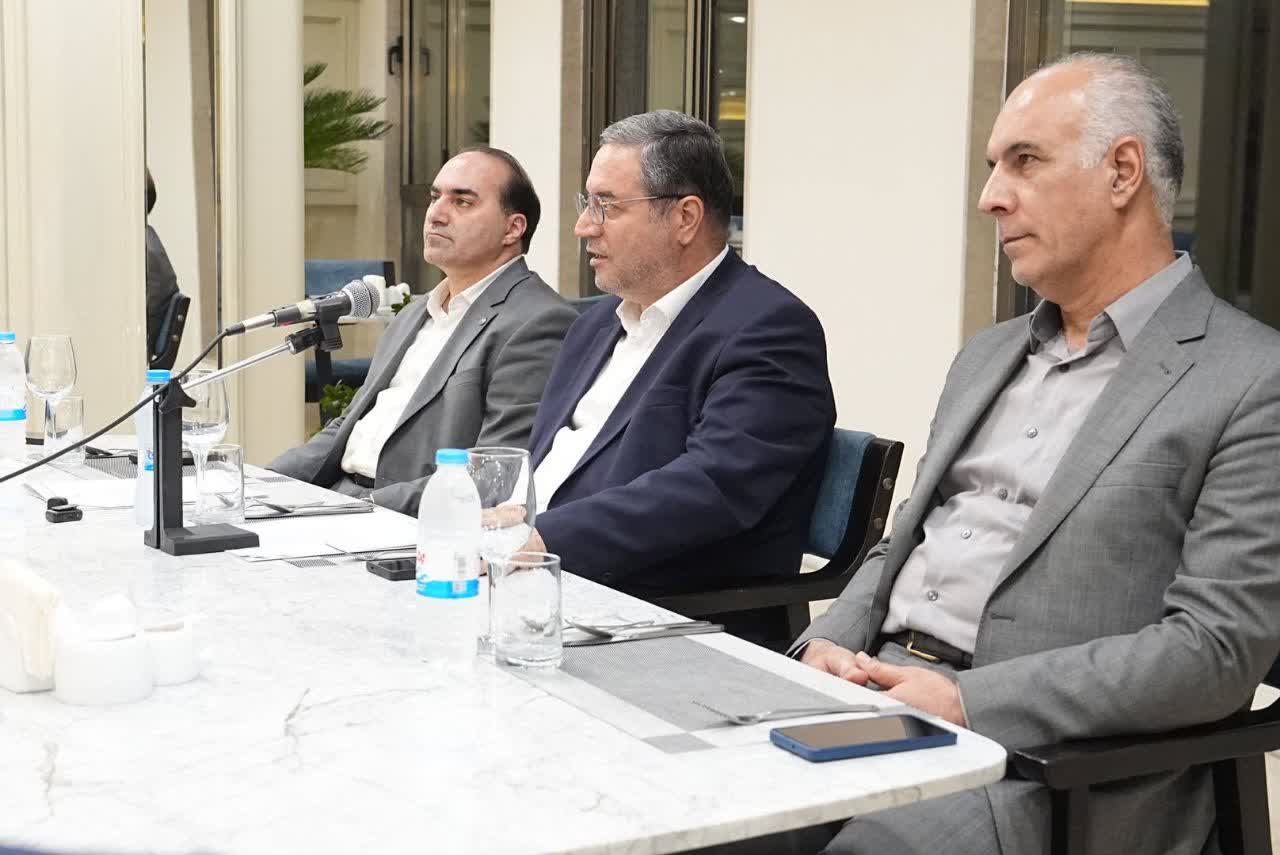 در مسیر توسعه صادرات و بهرهگیری از ظرفیتهای مرزی آذربایجانغربی