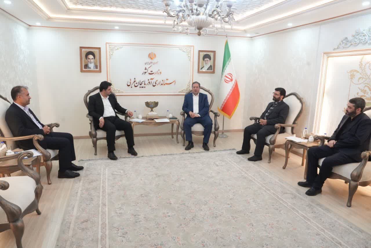 دیدار معاون نظارتی بانک مرکزی با استاندار آذربایجانغربی + تصاویر