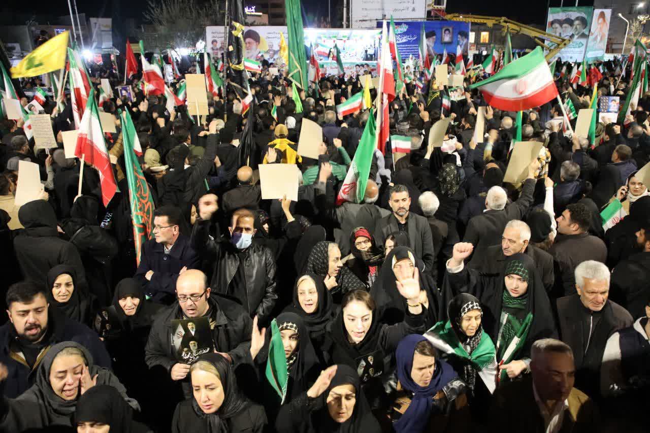 مرور اتحاد و انسجام مردم ارومیه هر شب در تجمع شبانه