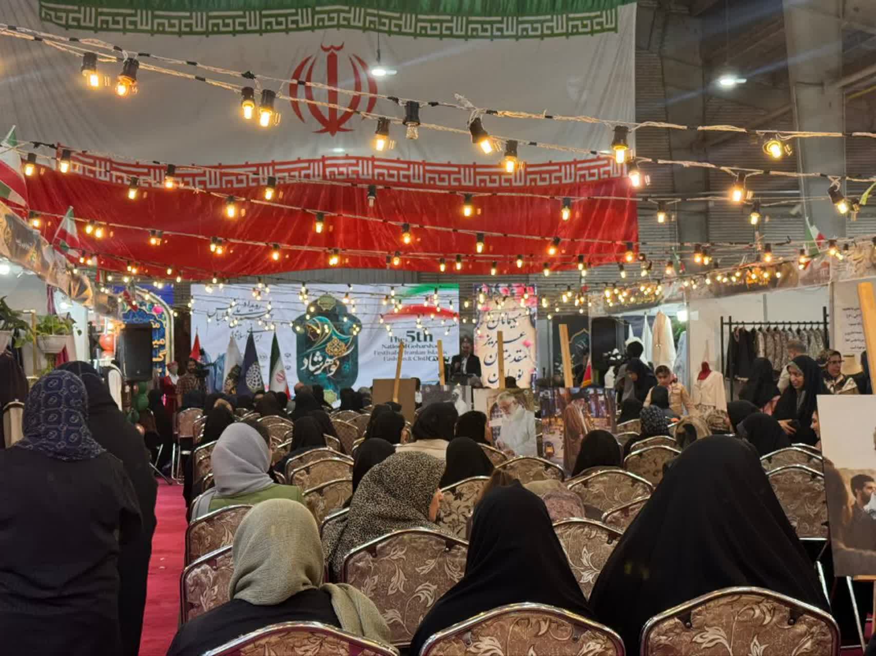 نوآوری در پوشاک ایرانی، مسیر ترویج هنرمندانه فرهنگ و هویت ایرانی و اسلامی است