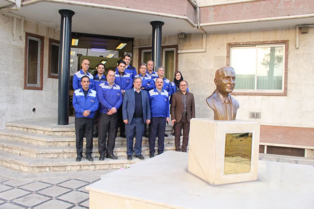 بازدید استاندار آذربایجان‌غربی از شرکت لوله و ماشین‌سازی ایران + تصاویر