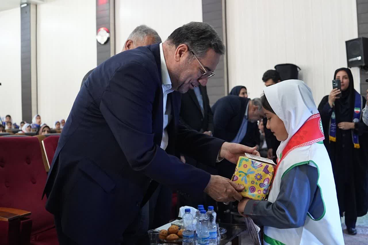 جشن عاطفهها در ارومیه به رنگ مهربانی درآمد + تصاویر