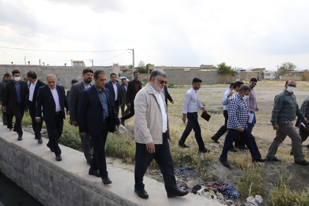 آلبوم تصویری / بازدید میدانی استاندار آذربایجانغربی از مناطق حاشیه شهر