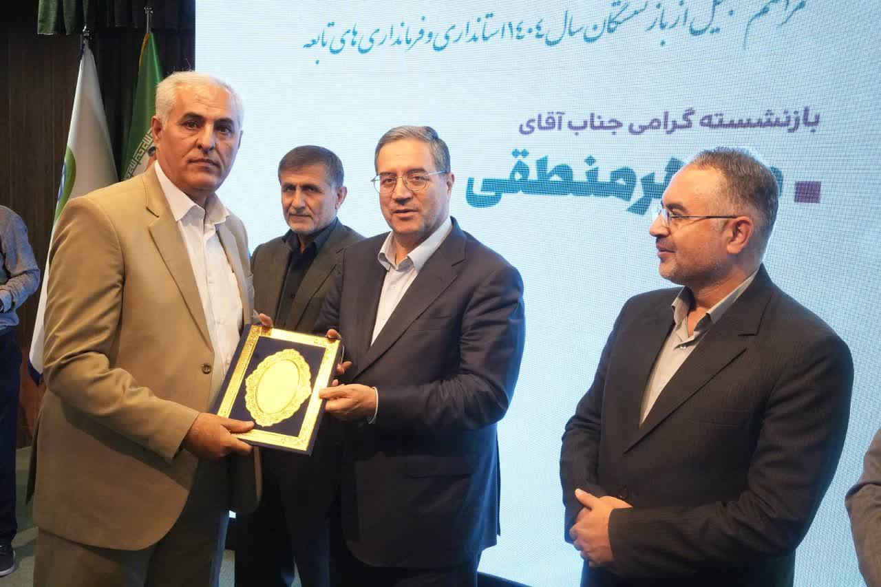 آلبوم تصویری / برگزاری آیین تکریم بازنشستگان استانداری، فرمانداریها و بخشداریهای آذربایجانغربی