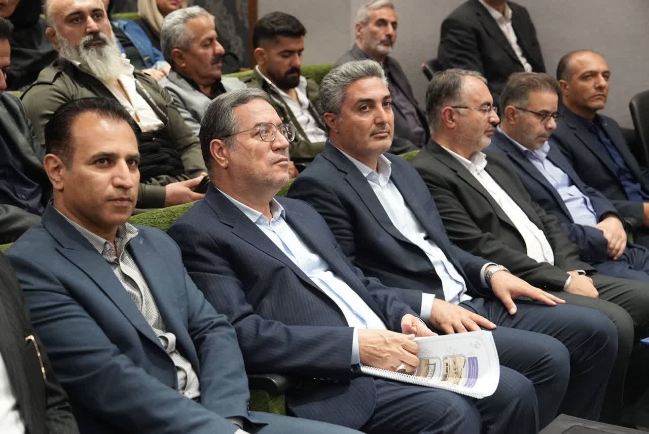 آلبوم تصویری / تجلیل از قهرمانان و ورزشکاران ناشنوای آذربایجان‌غربی