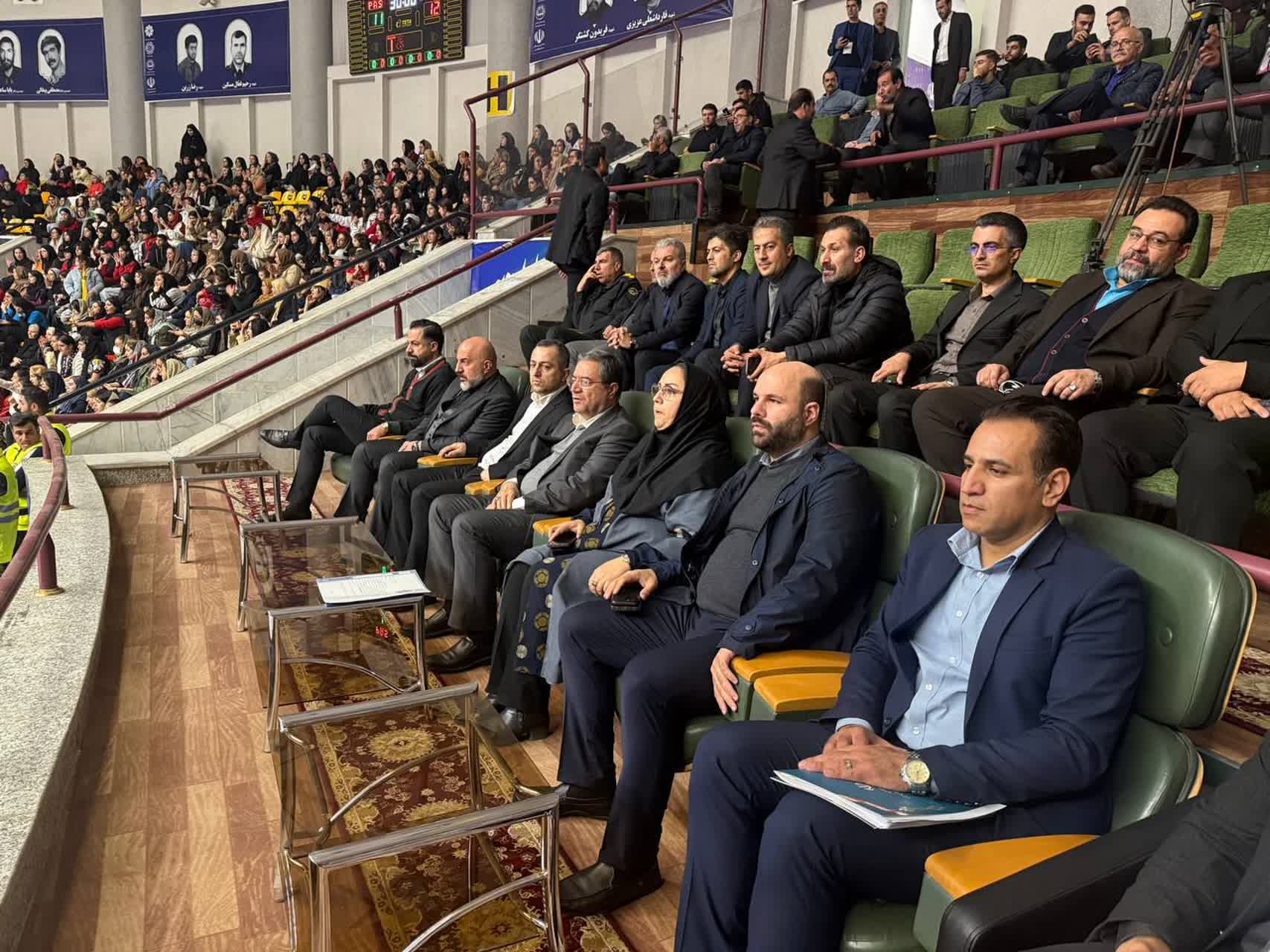 حضور استاندار آذربایجانغربی در ورزشگاه غدیر ارومیه + تصاویر