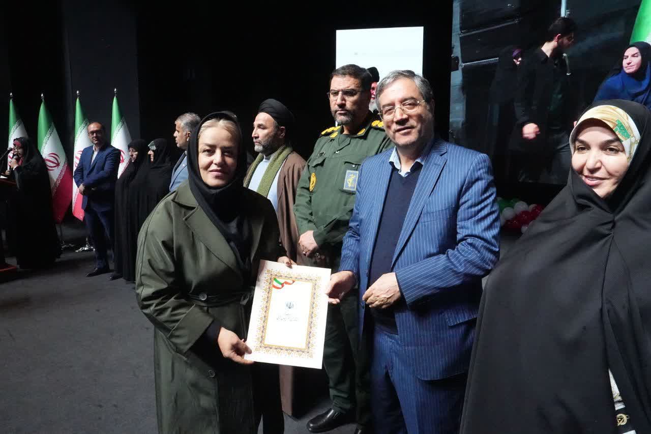 آلبوم تصویری / برگزاری رویداد استانی روشنای مهر و آیین تجلیل از بانوان تأثیرگذار آذربایجانغربی