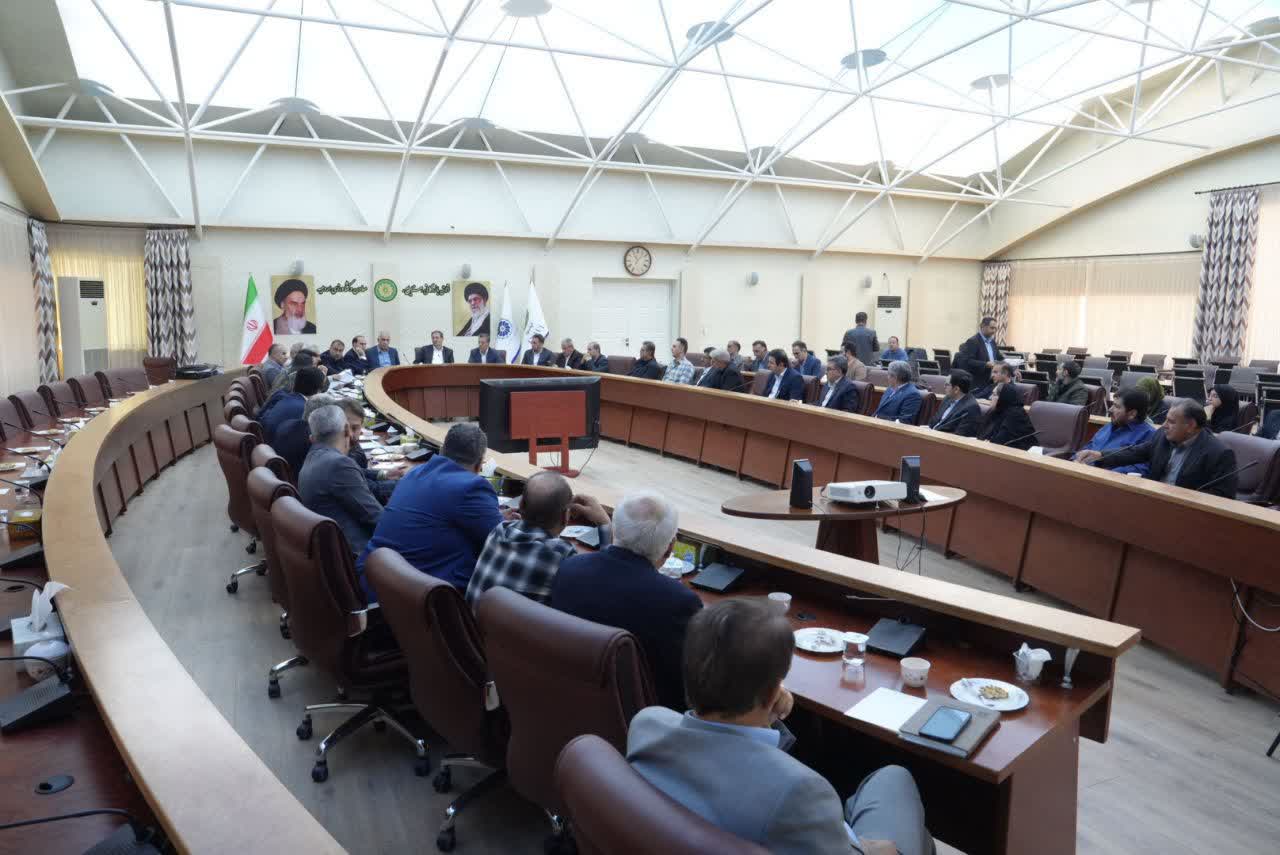 برگزاری جلسه بررسی مسائل و مشکلات فعالان اقتصادی در حوزه آرد + تصاویر