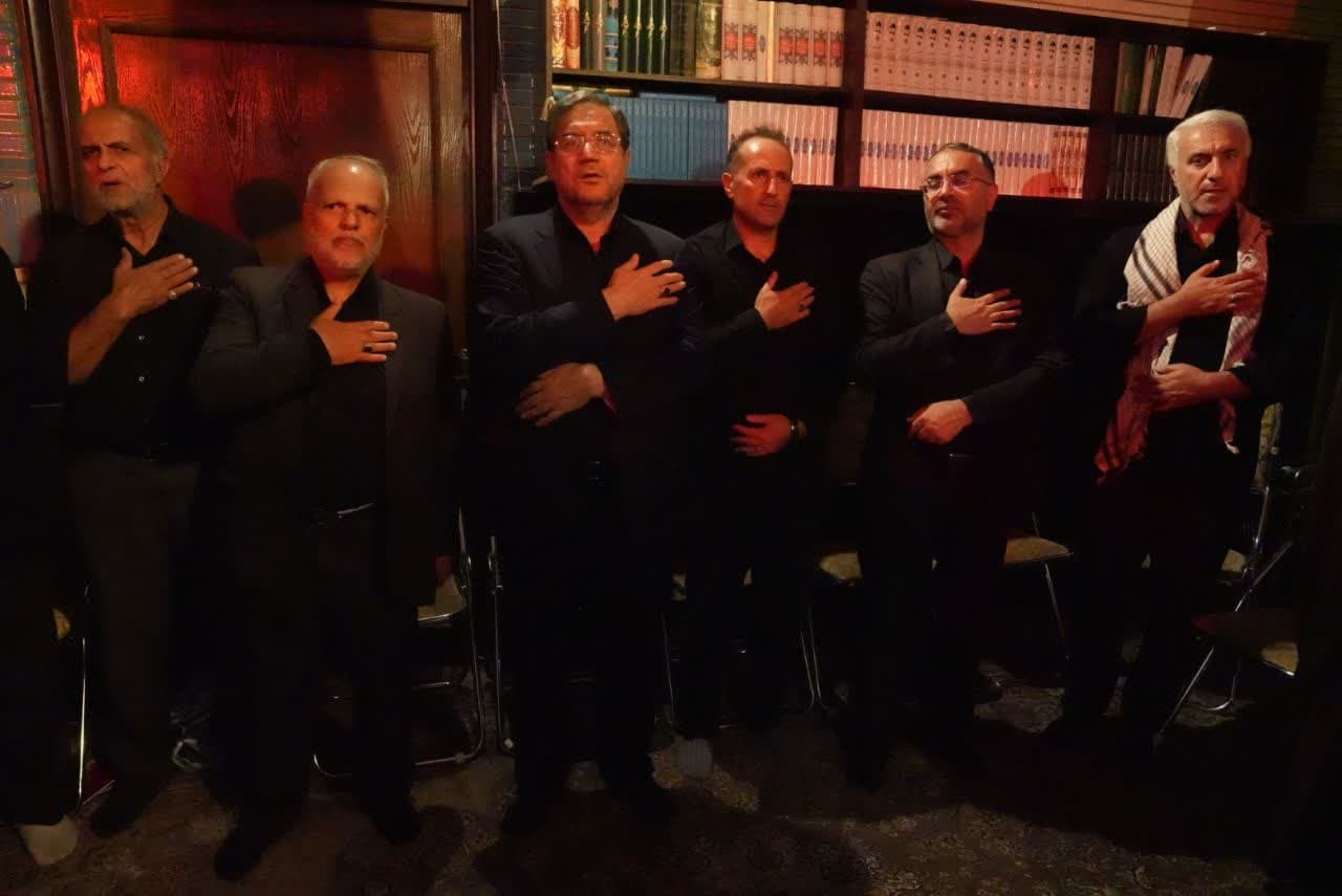 برگزاری آیین معنوی عزاداری شب عاشورای حسینی در مسجد لطفعلیخان ارومیه + تصاویر