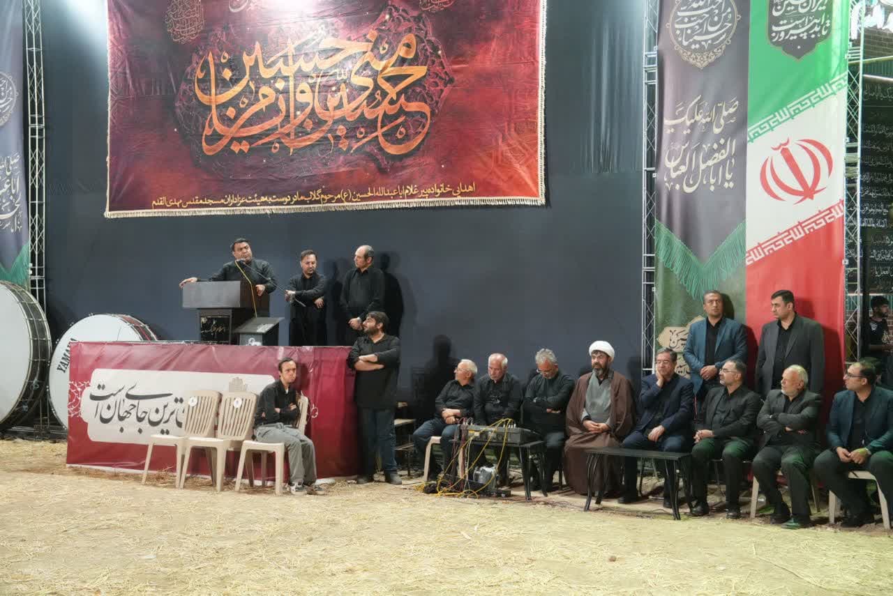 برگزاری آیین عزاداری شب عاشورای شهادت اباعبدالله الحسین (ع) در مسجد مهدیالقدم ارومیه + تصاویر