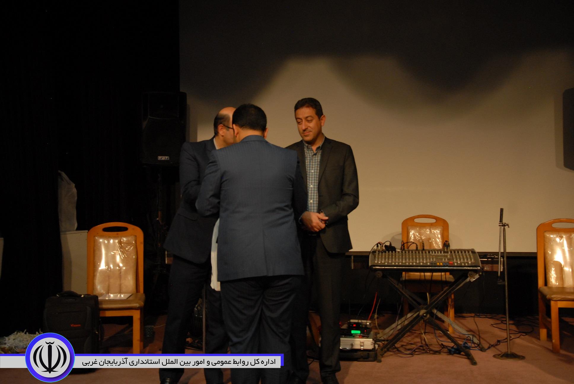 بازدید سرپرست معاونت هماهنگی امورعمرانی استاندارازروند بازسازی موزه طب ارومیه