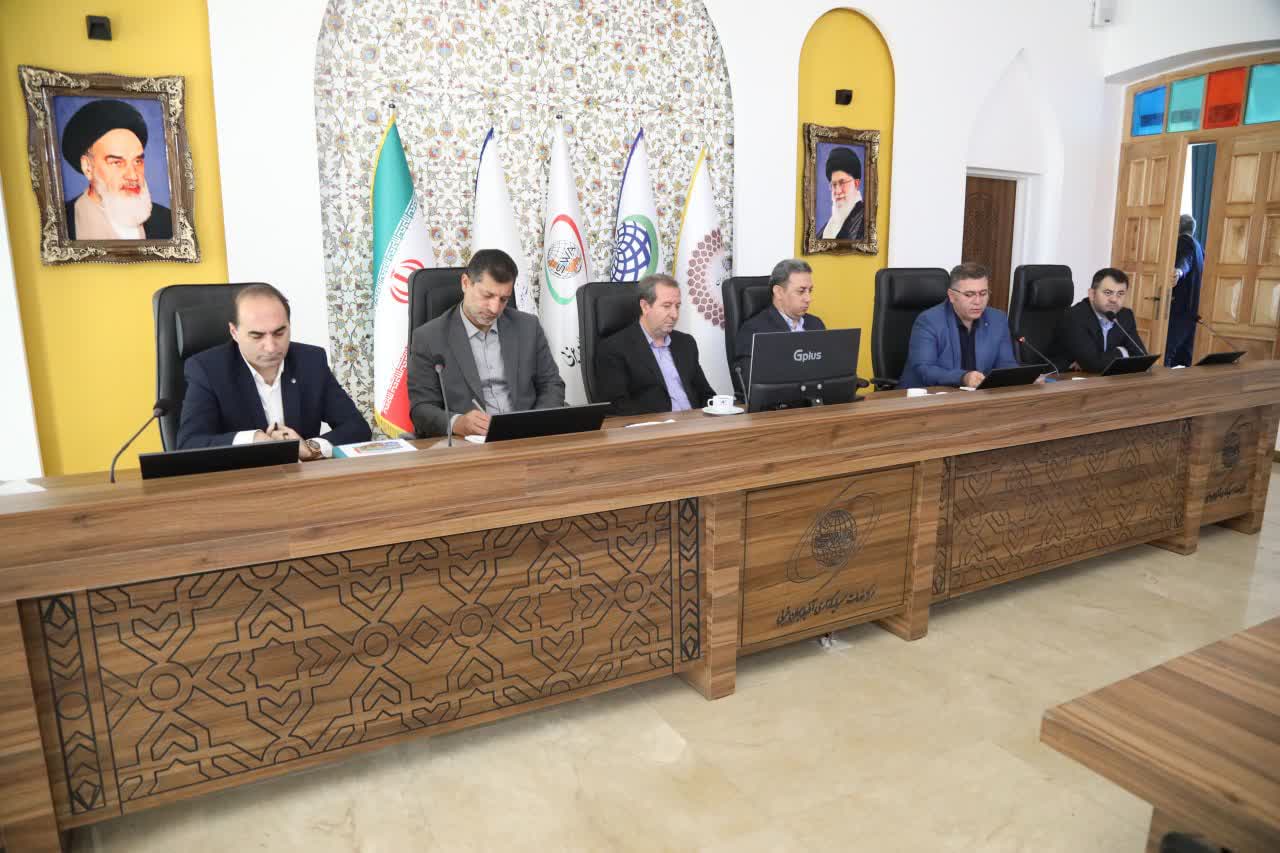 برگزاری نشست تخصصی جمعبندی دستاوردهای همایش سرمایهگذاری اینوا در آذربایجانغربی